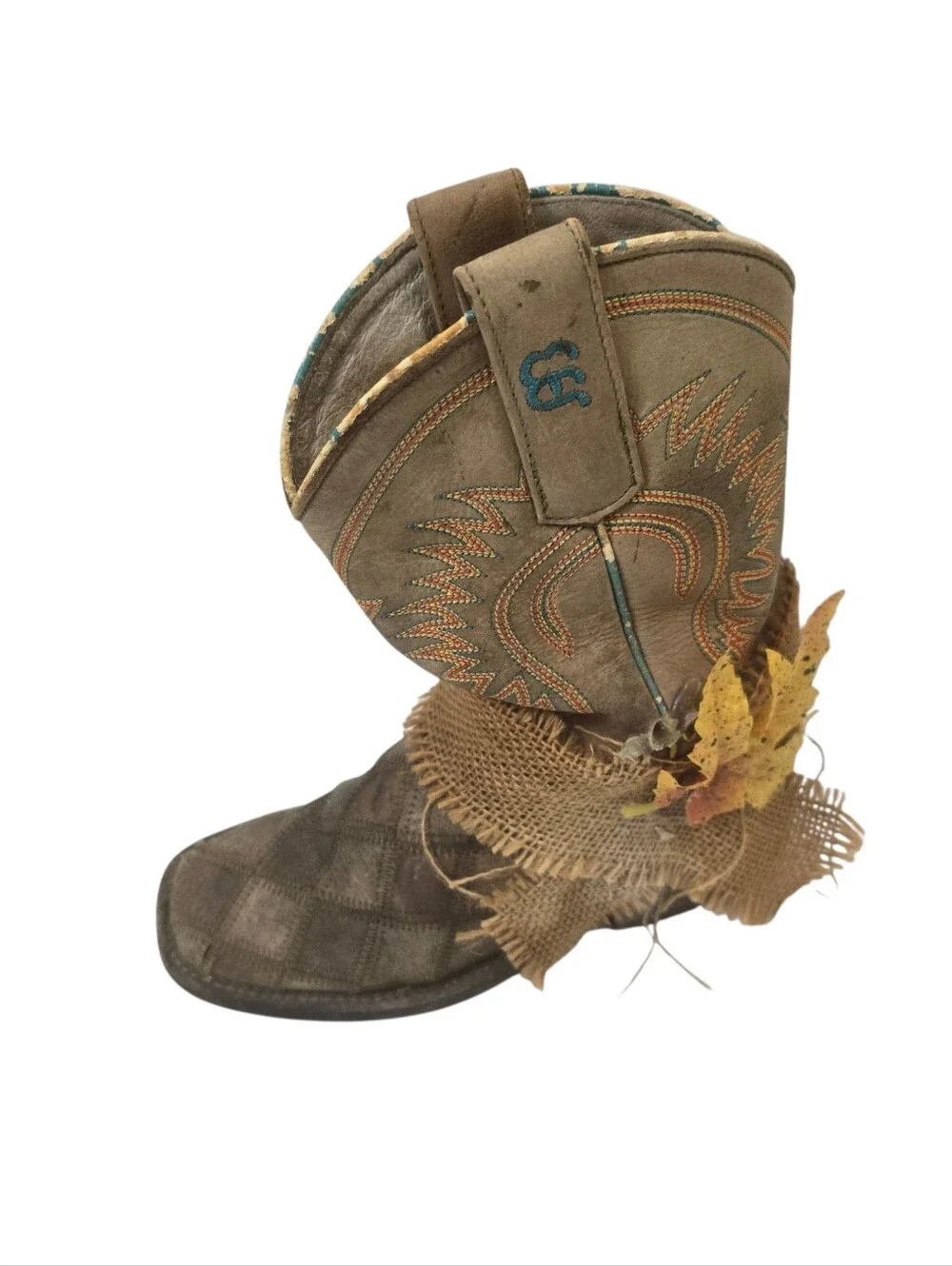 The Unbranded Brand rustic western